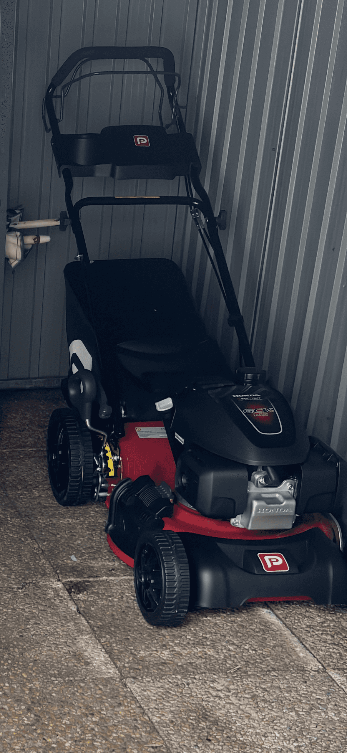 Tondeuse à gazon 46 cm , Honda très récente