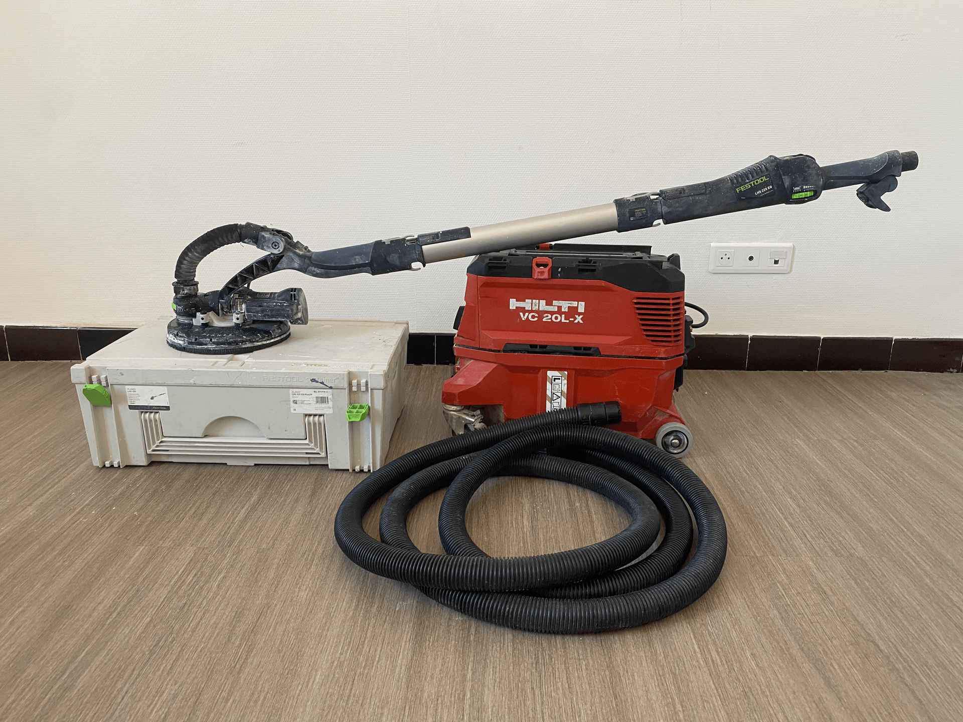 ponceuse girafe avec aspirateur