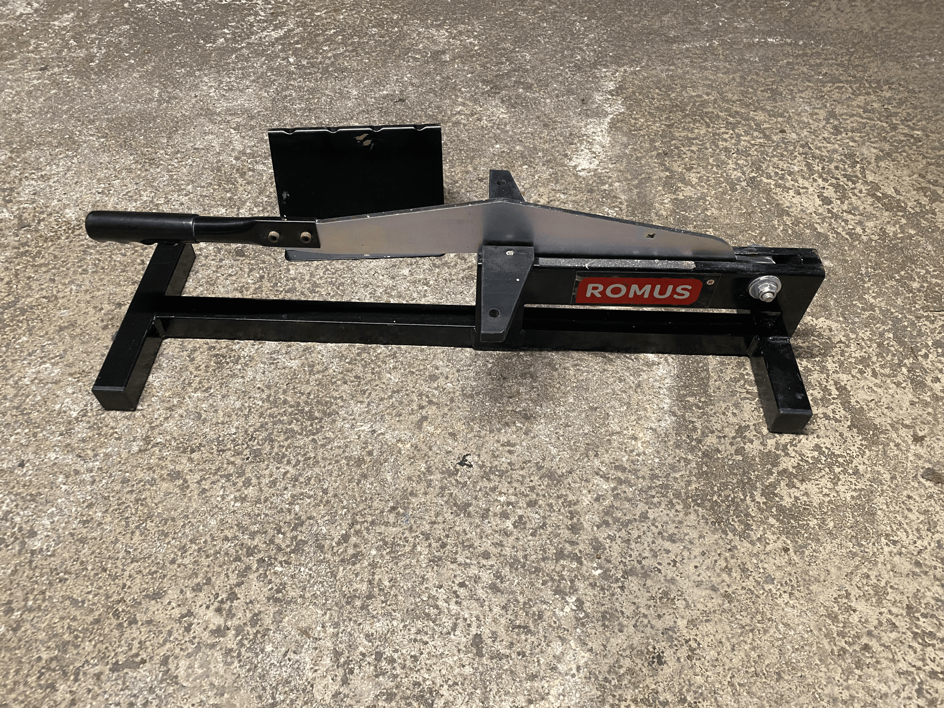 guillotine coupe parquet