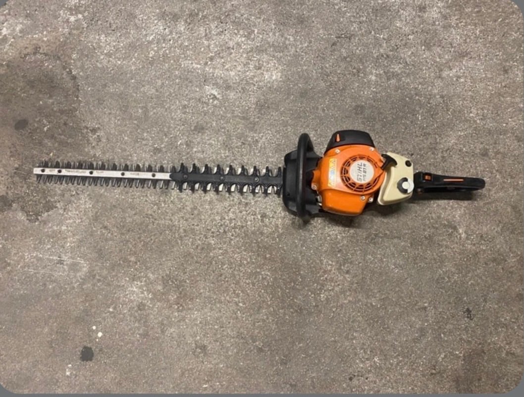 taille haie HS 81 R stihl