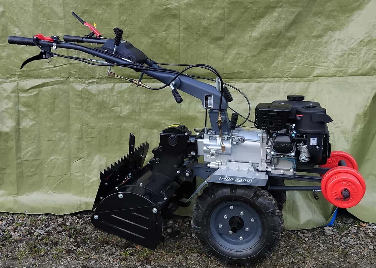 Rotovator Blackstone 2400 disponible à la location entre particuliers