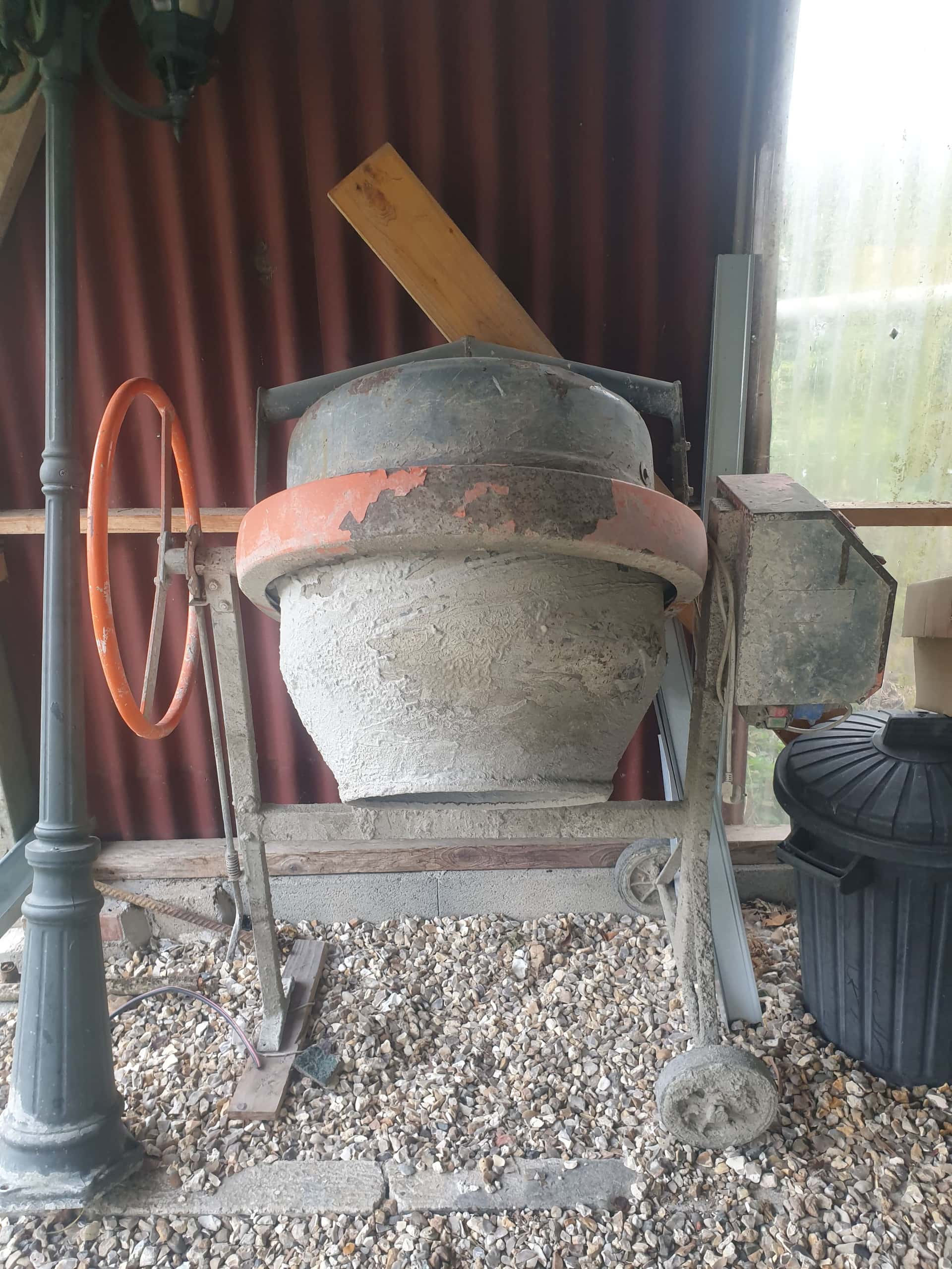 Bétonnière 140 litres