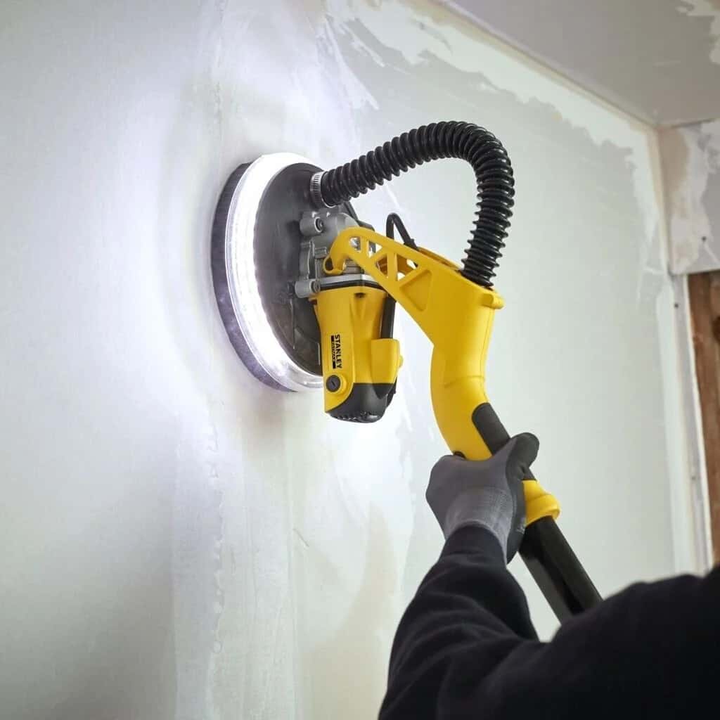 A louer - ponceuse girafe STANLEY FATMAX - neuve