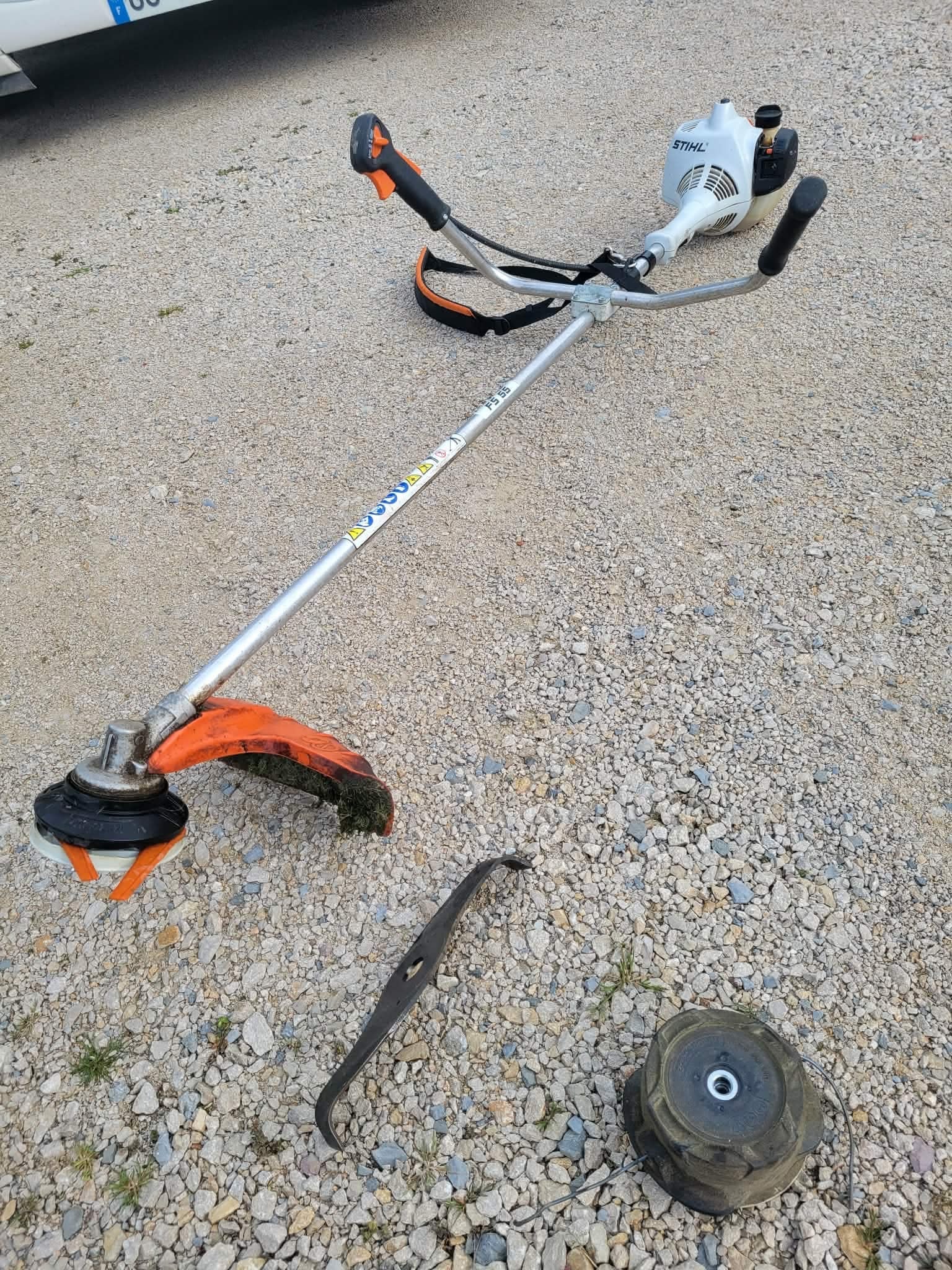 Débroussailleuse thermique