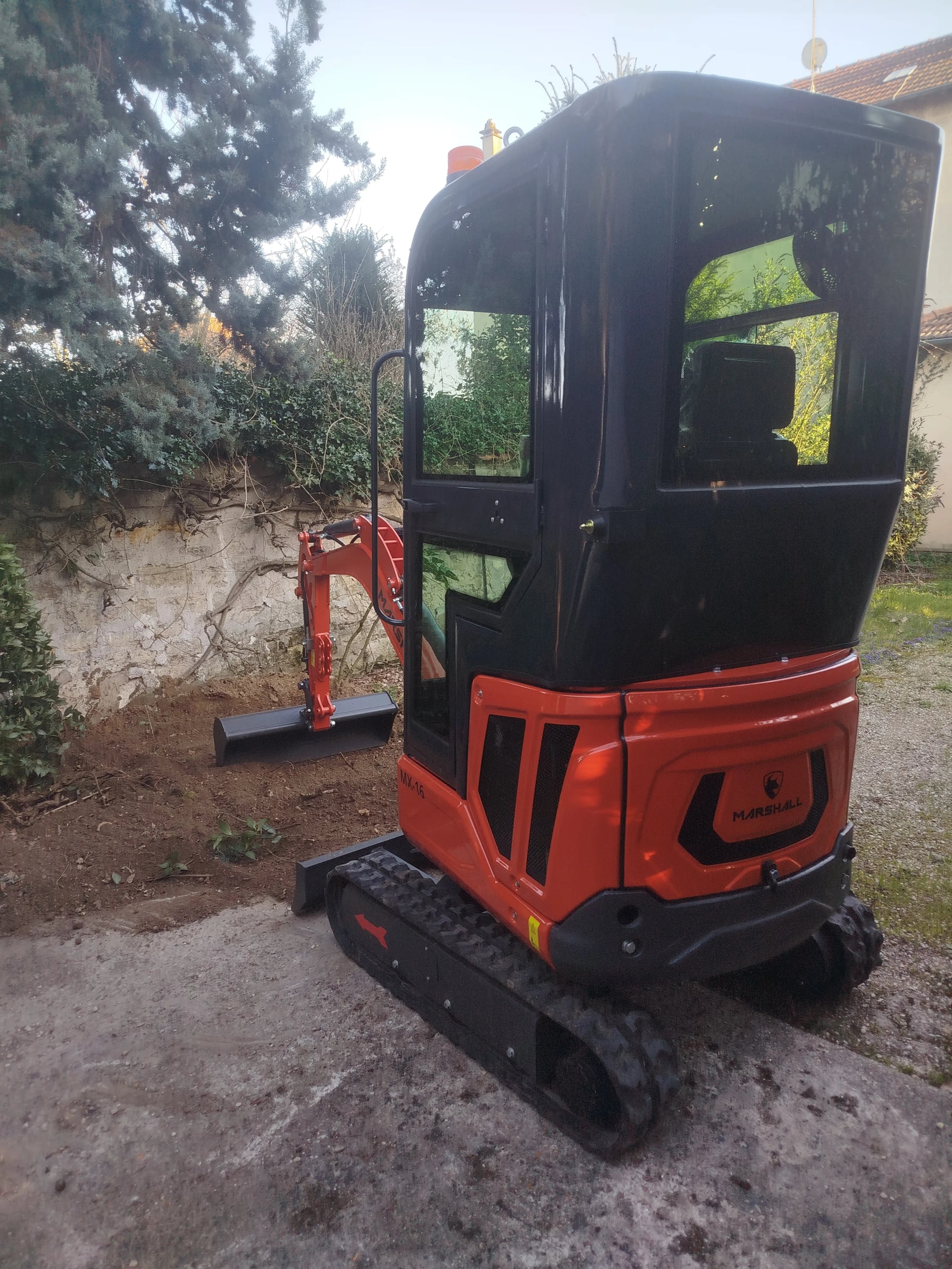 Minipelle 1.6T - moteur diesel 21CV