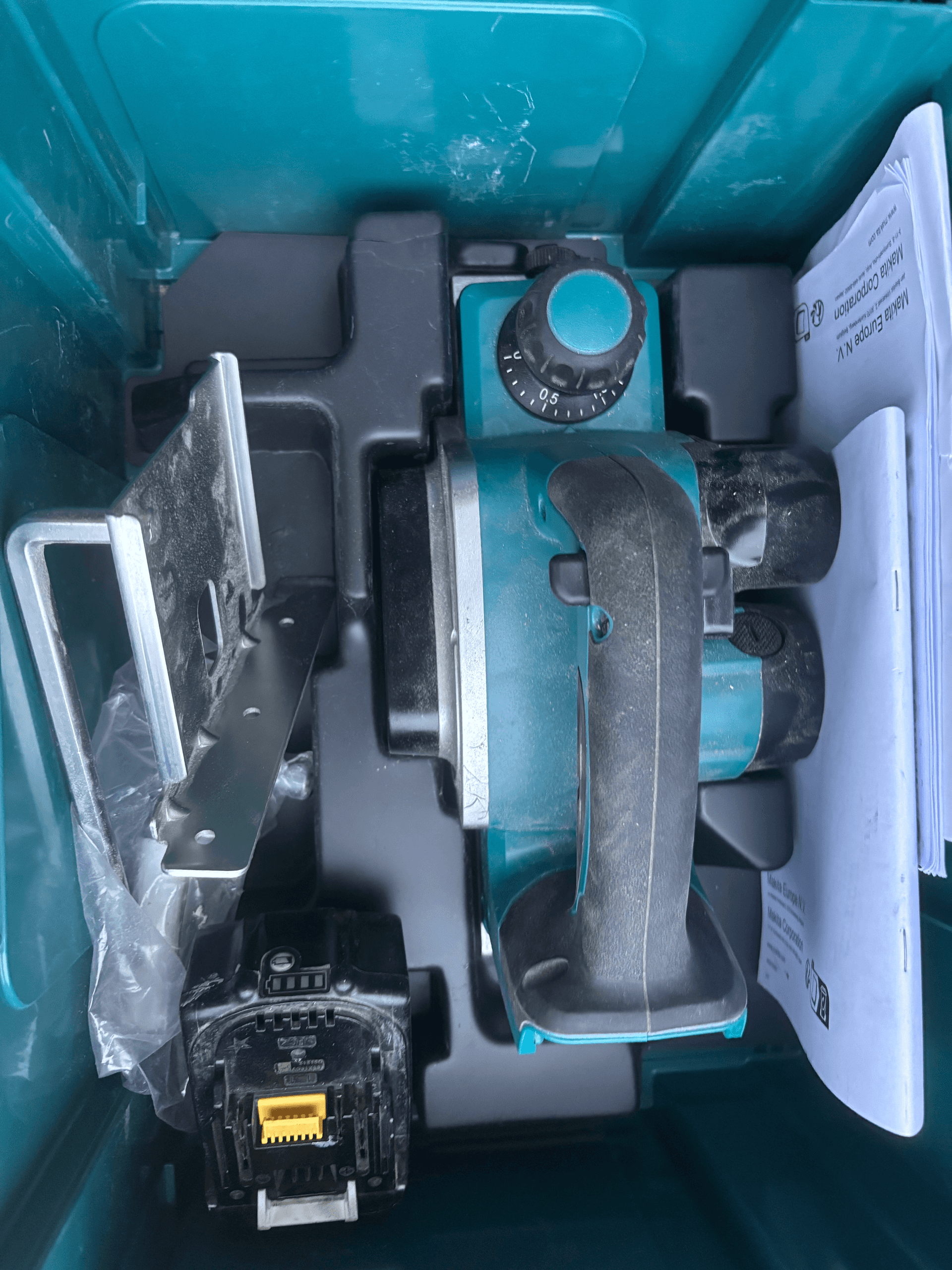 Rabot Makita sur batterie