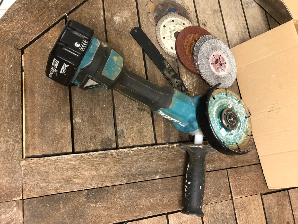 Meuleuse makita à louer entre particuliers