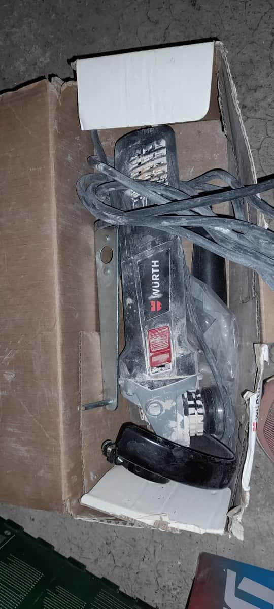 Disqueuse Wurth à louer pour vos travaux de découpe