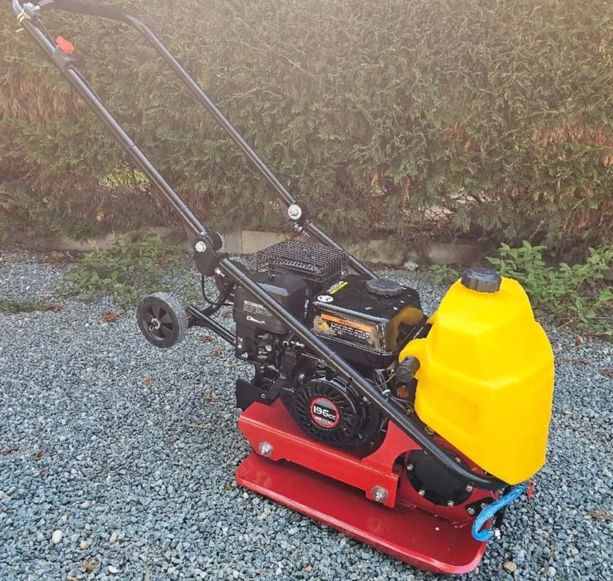 Location plaque vibrante