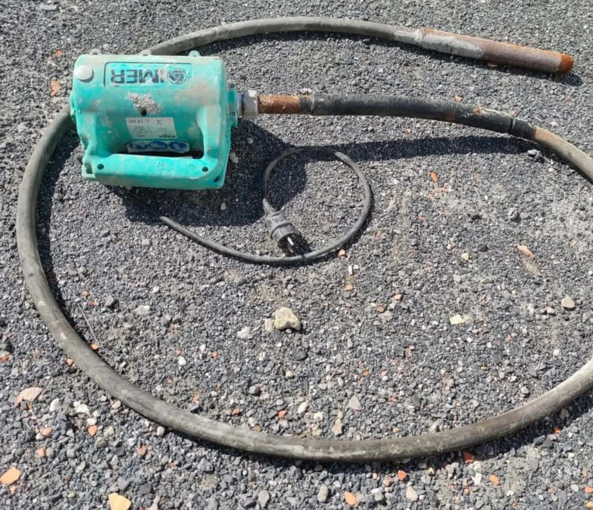 Aiguille vibrante pour béton à louer