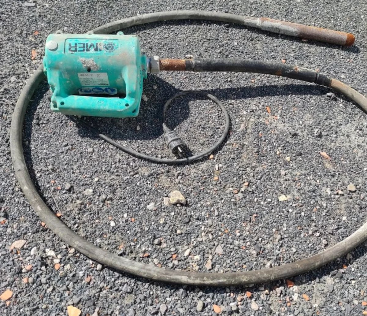 Aiguille vibrante pour béton à louer