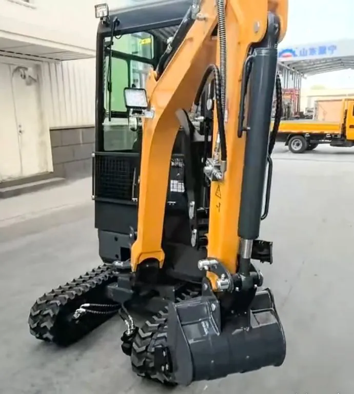 Location minipelle 1.8 tonnes avec livraison