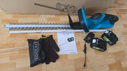 Taille haie et souffleur