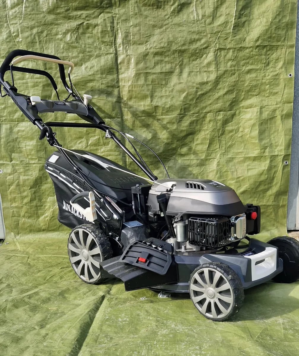 Location Tondeuse a gazon