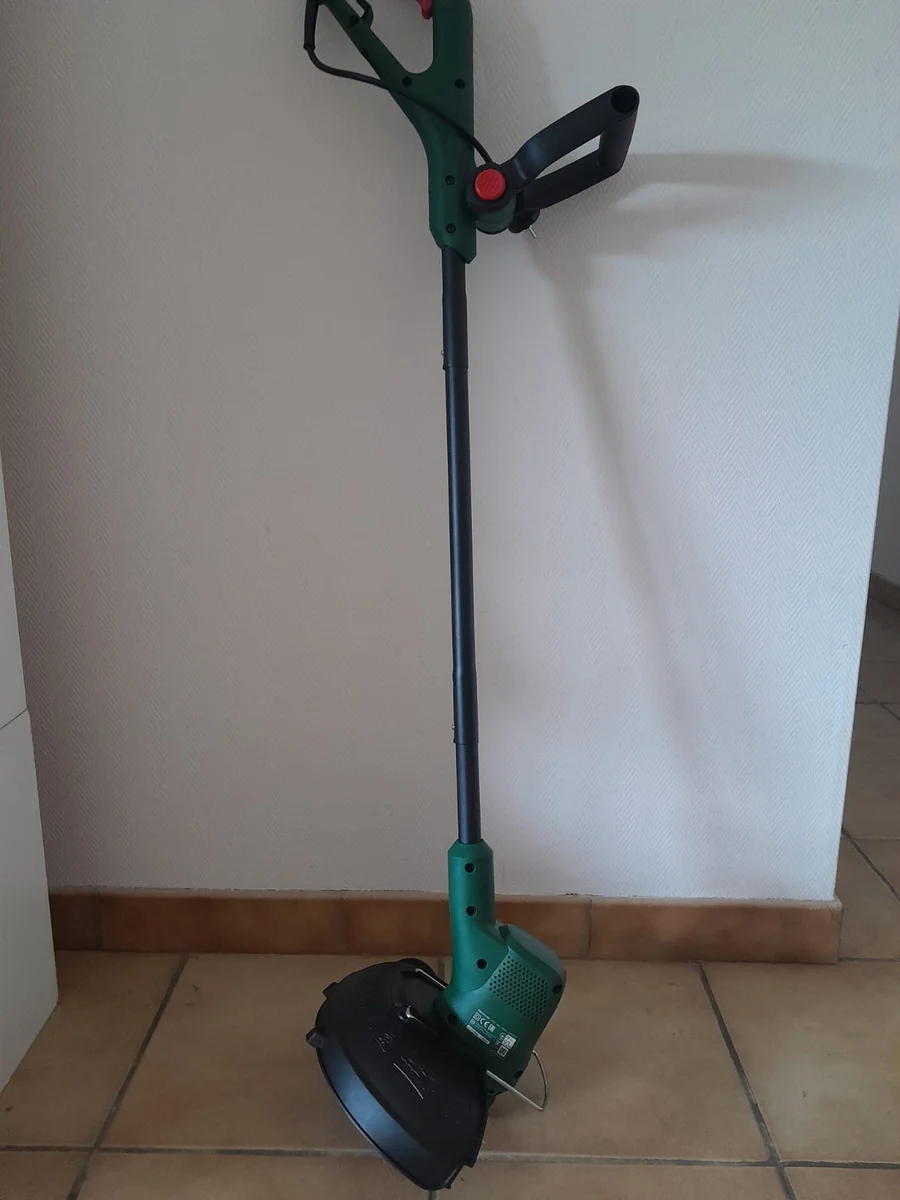 Coupe bordures électrique Bosch