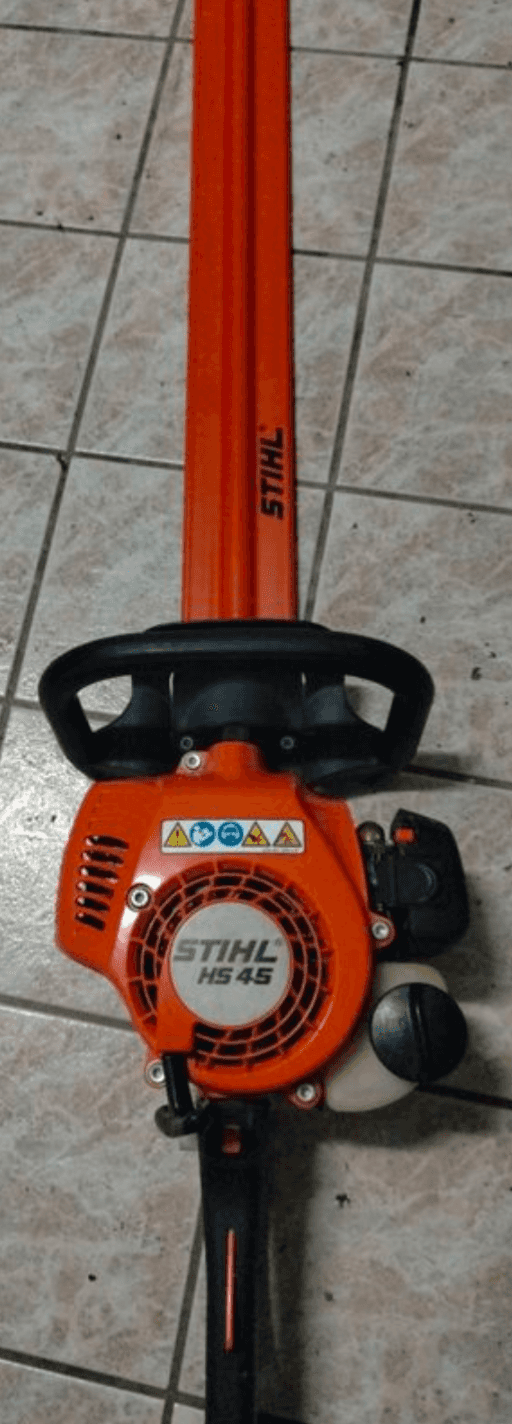 LOCATION TAILLE-HAIES THERMIQUE STIHL HS 45 – 20€/jour