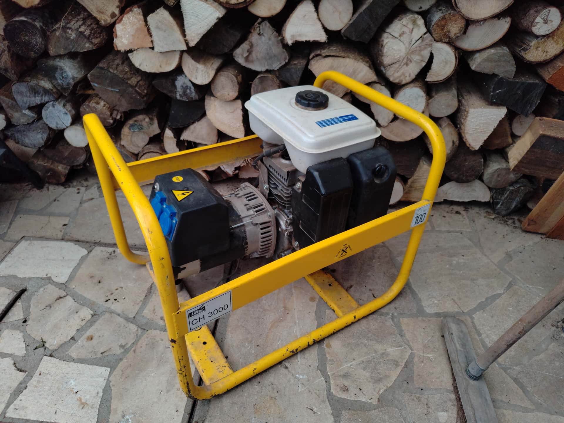 LOCATION GROUPE ÉLECTROGÈNE Honda PRAMAC LIFTER CH3000