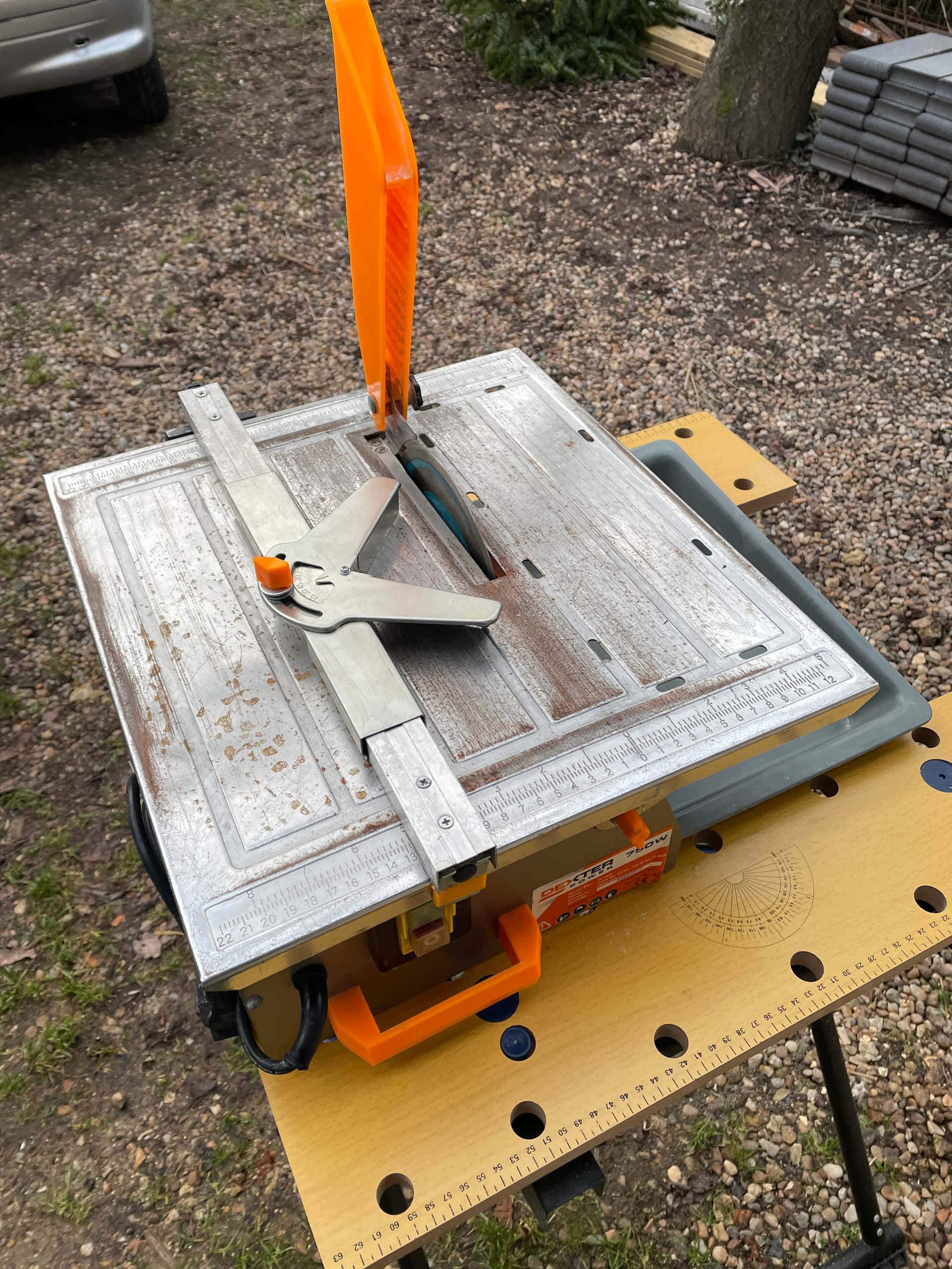 Coupe carreaux électrique