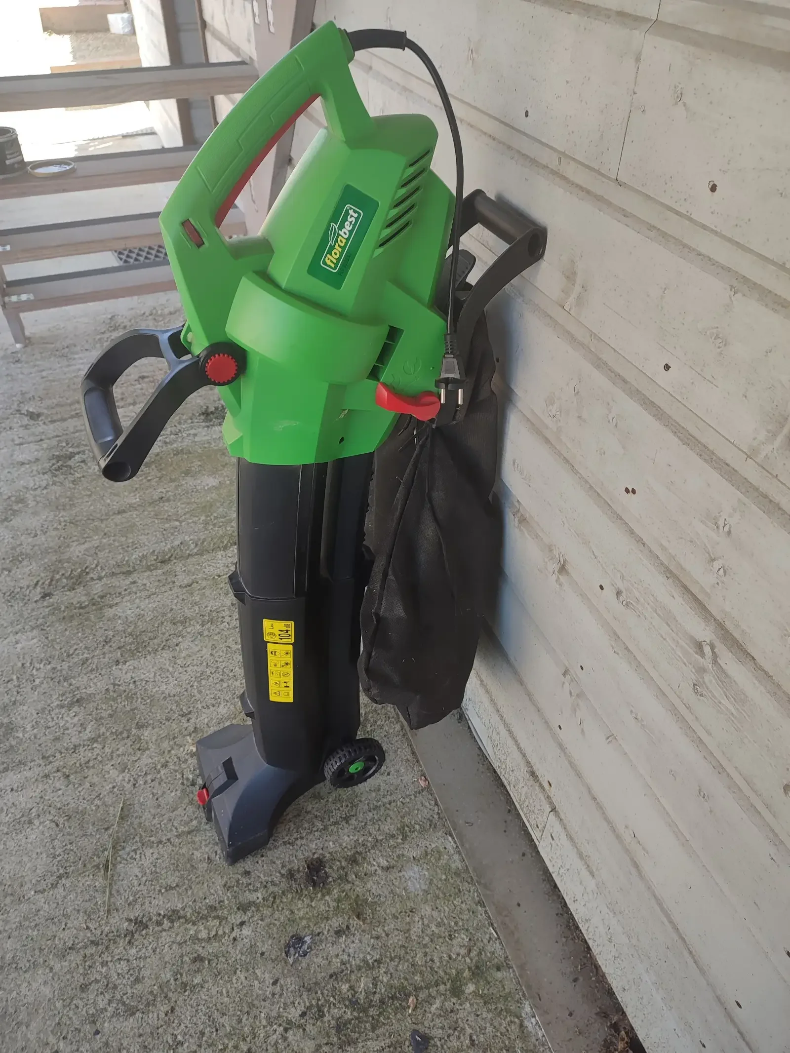 Aspirateur souffleur électrique Florabest