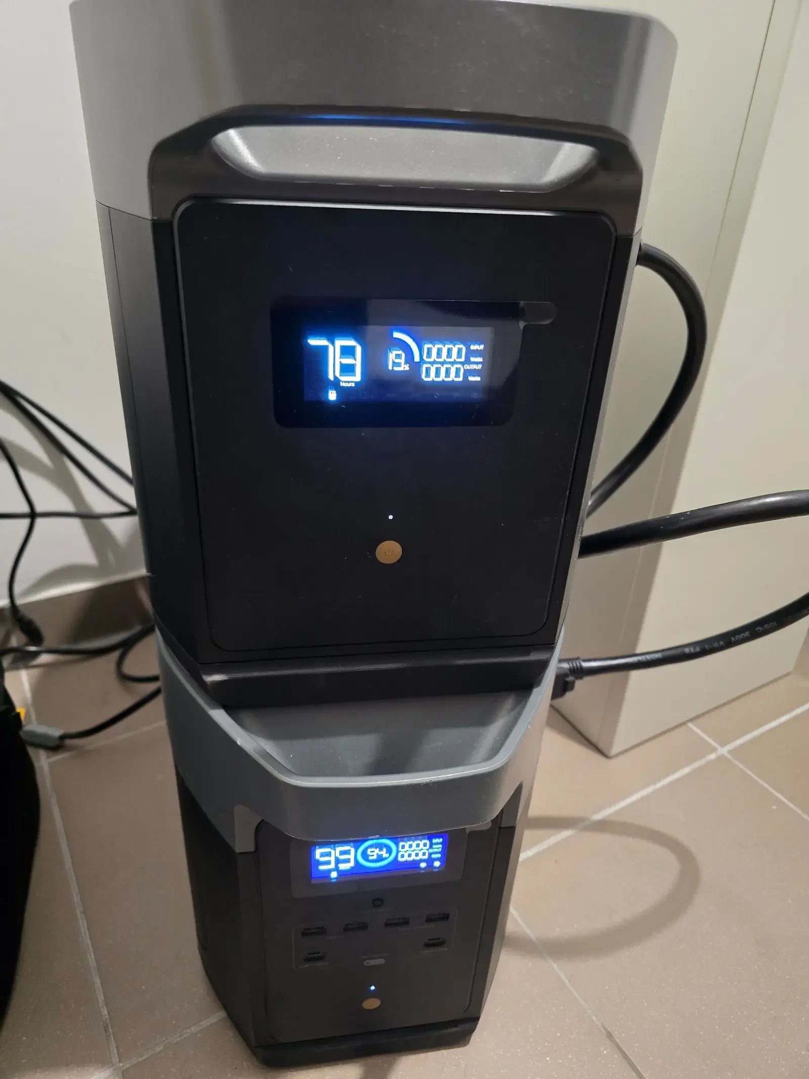 Batterie Ecoflow delta max 2000 + batterie supp 4kw