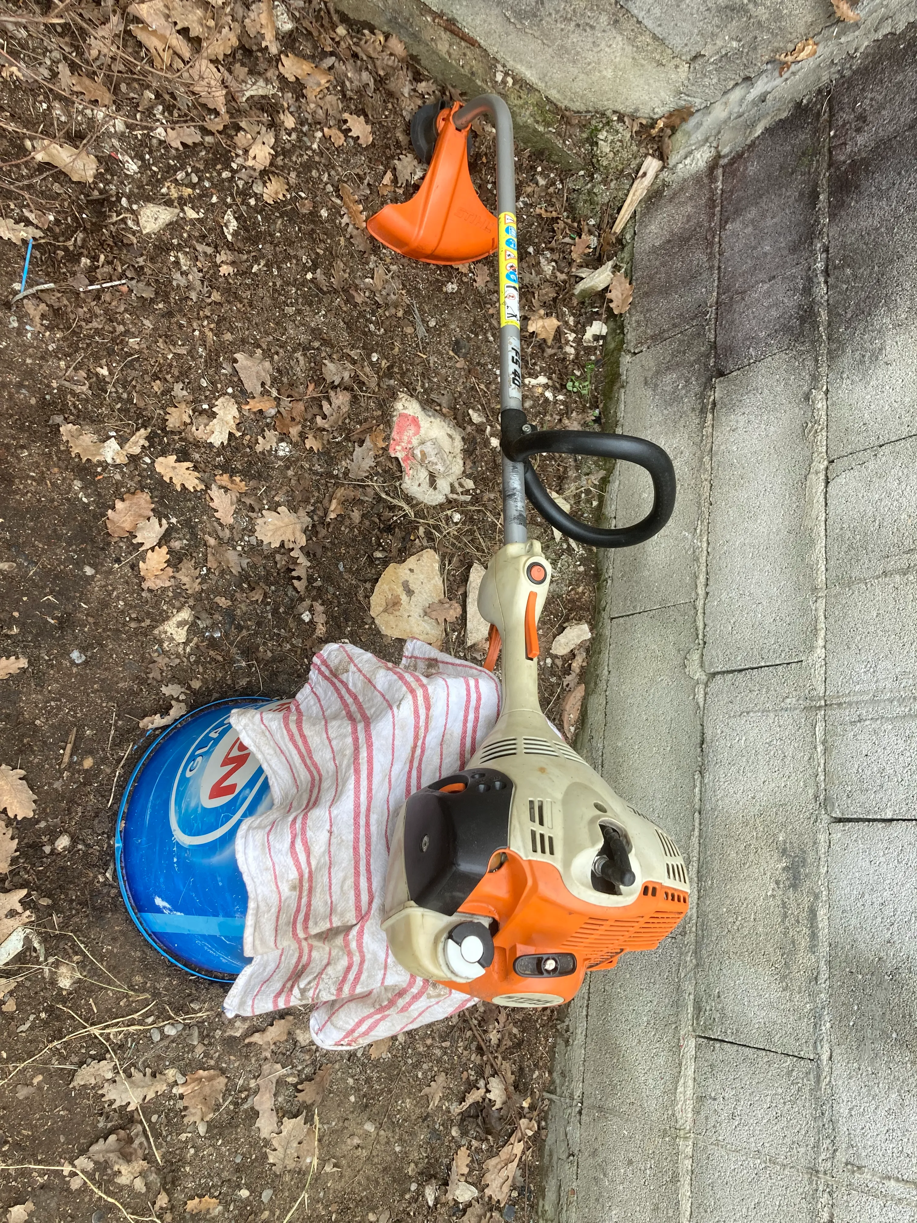 débroussailleuse thermique stihl 