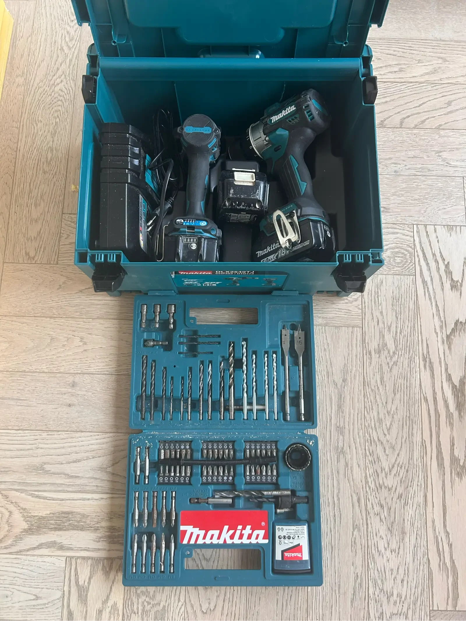 Makita - perceuse visseuse DDF492 et visseuse à choc DTD173 + coffret d’embout