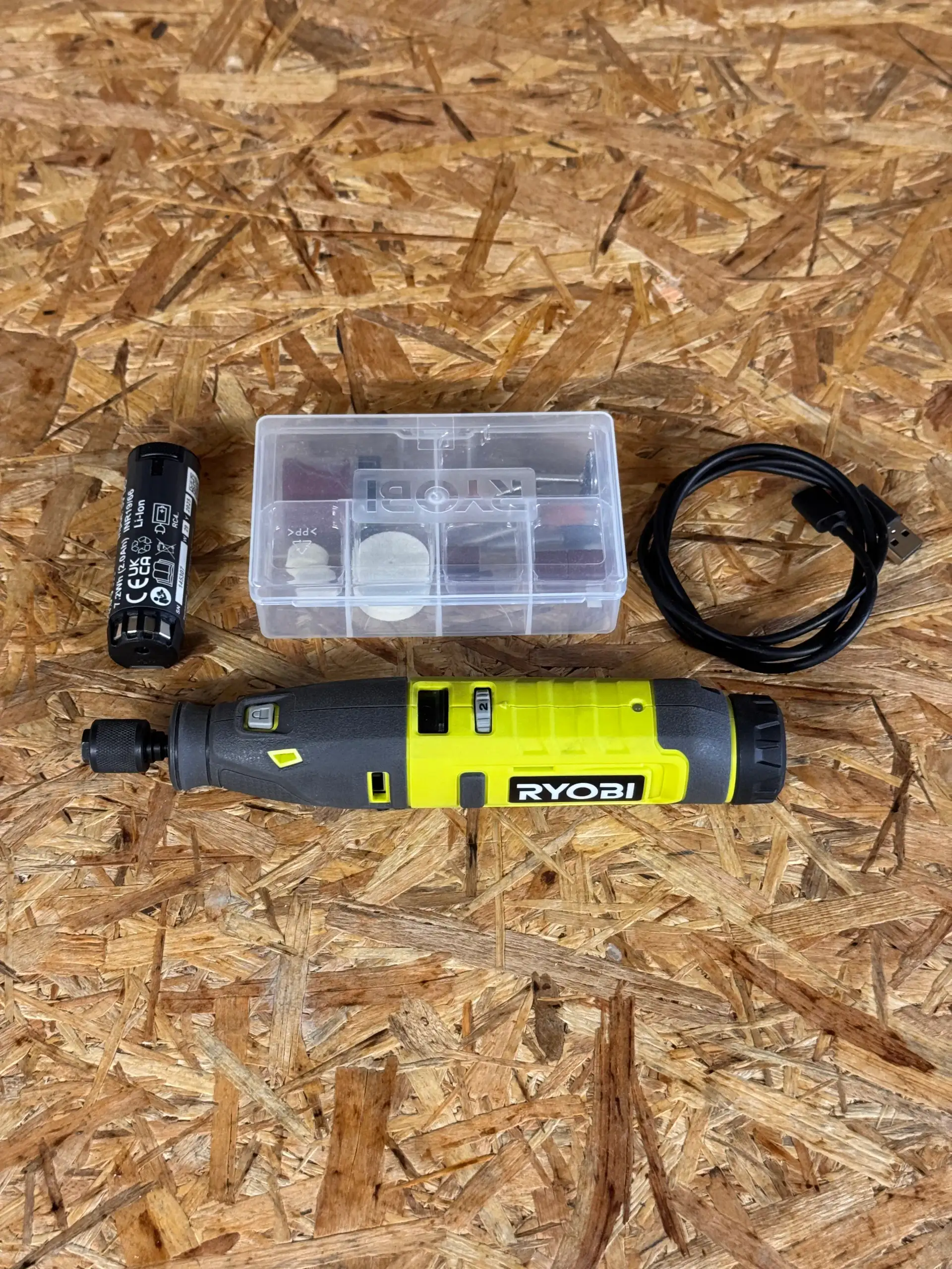 Outil rotatif type Dremel