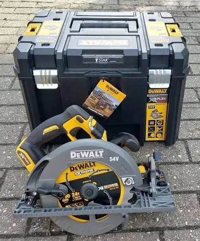 scie circulaire sans fil DEWALT