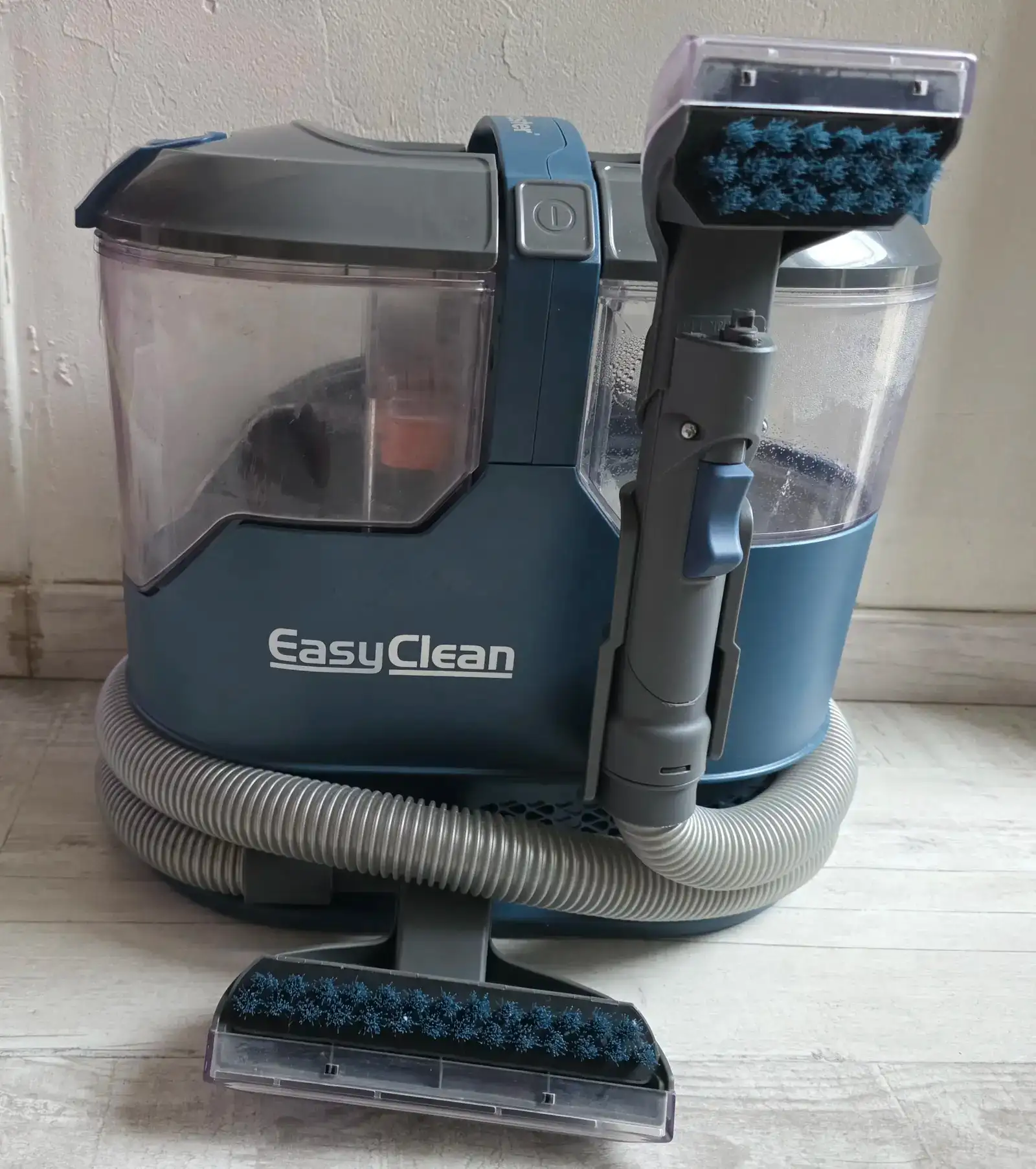 Shampouineuse Vacmaster